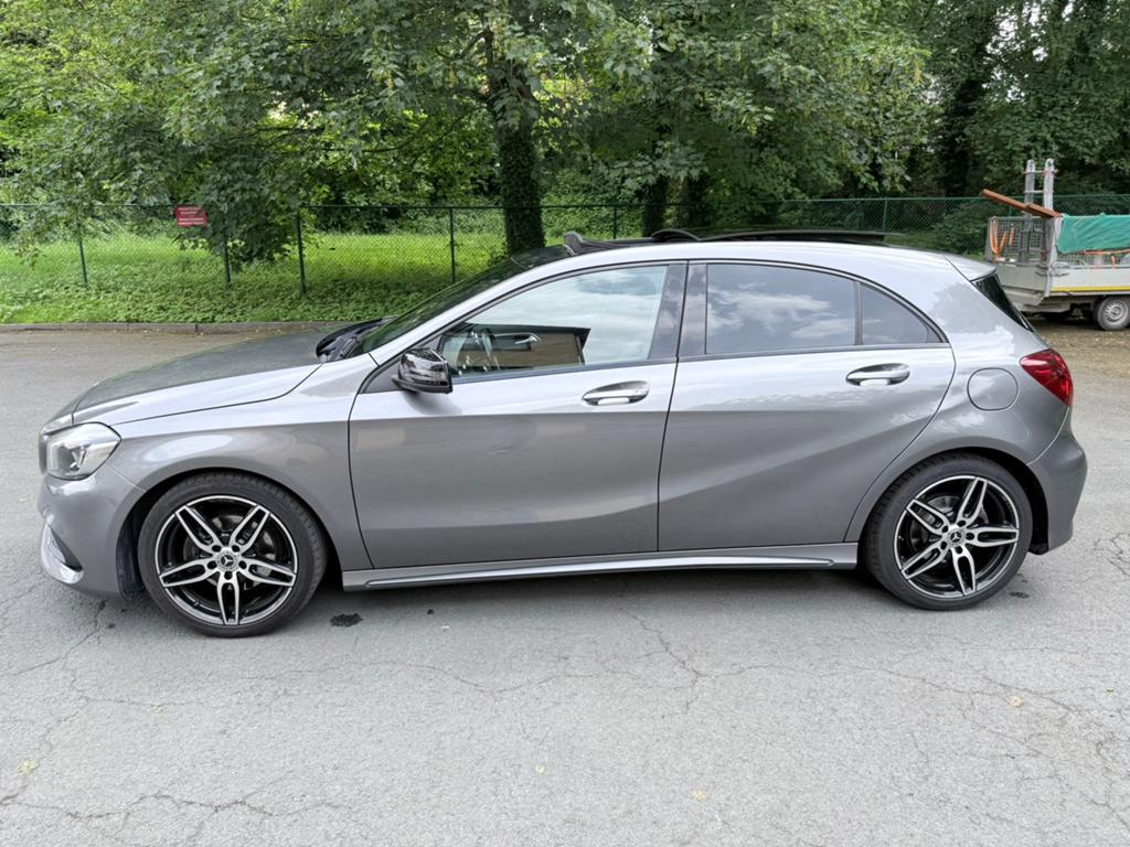 Mercedes Benz A-Klasse A200CDI AMG SPORT, Leder, Bedrijf, 5 deurs, Zilver of Grijs