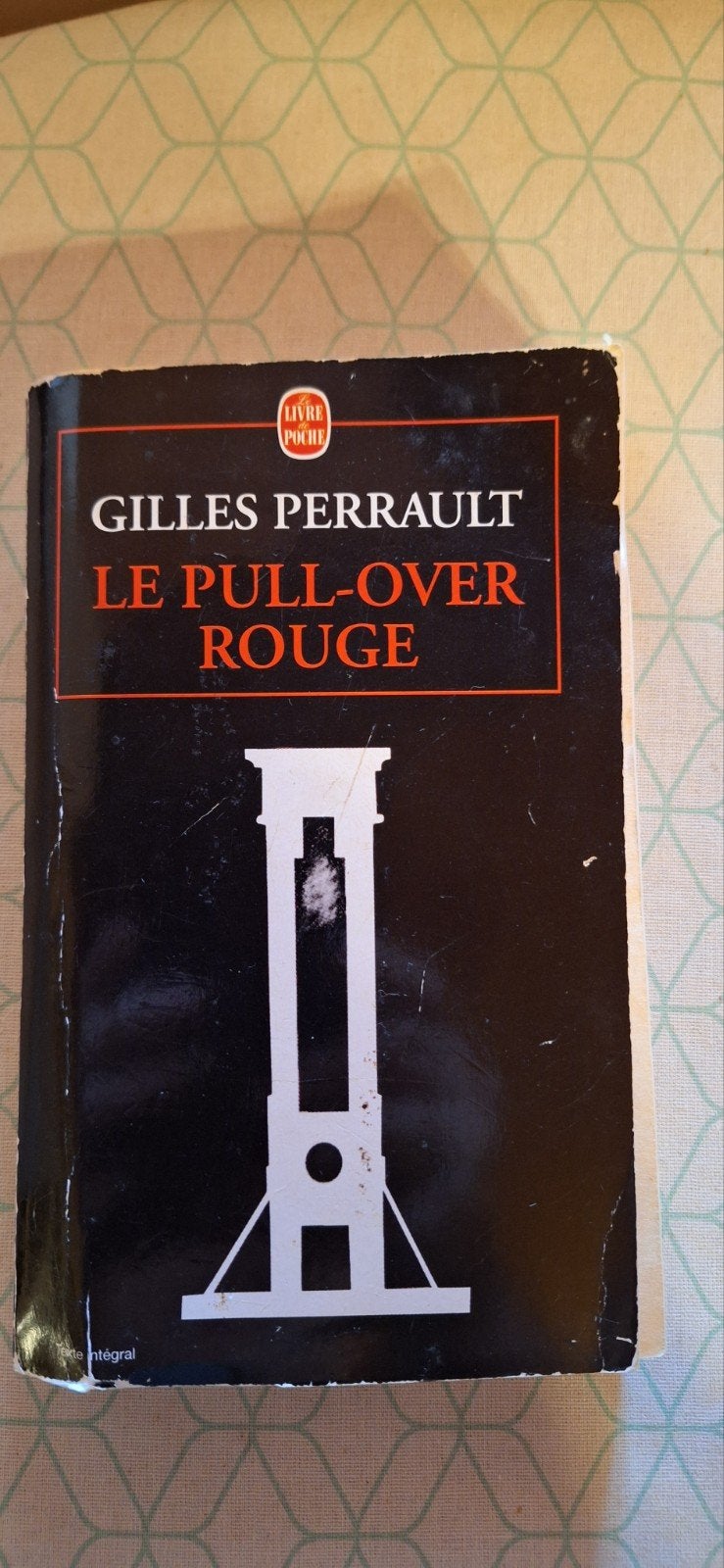 Gilles Perrault - Le Pull-Over Rouge, Enlèvement, Gilles Perrault