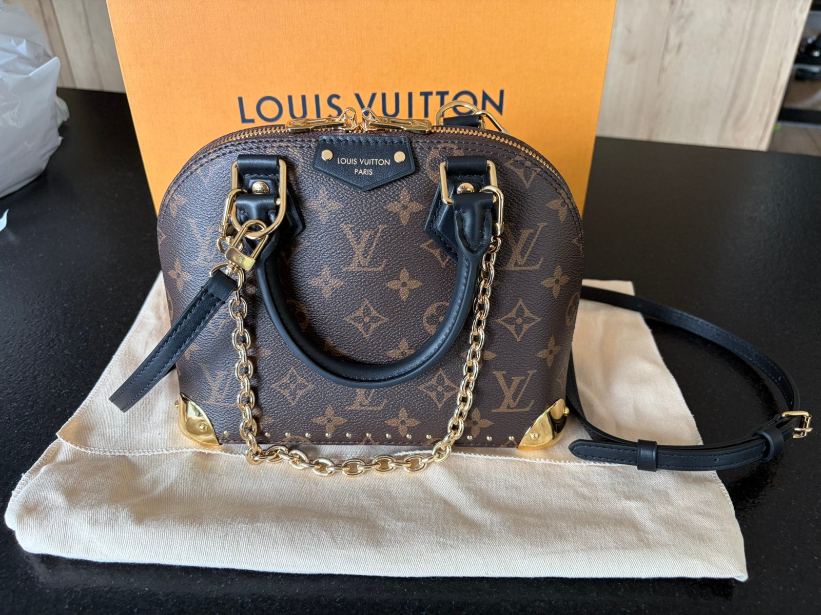 Louis vuitton alma trunk, Enlèvement, Comme neuf