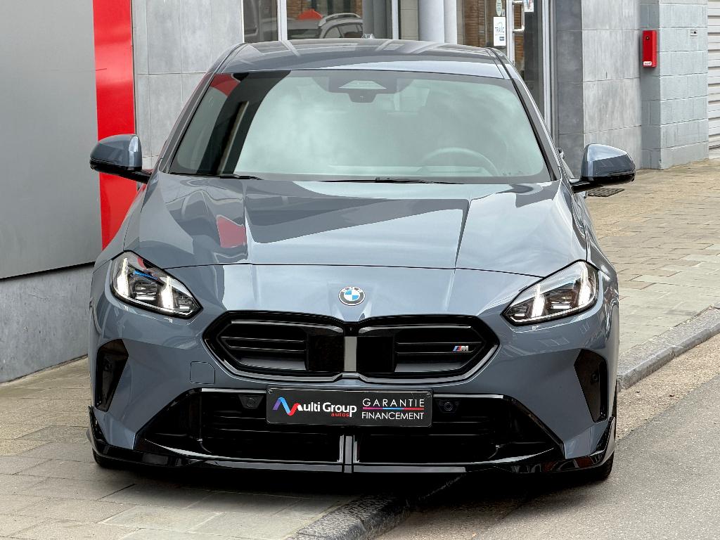BMW 120 iAs Pack ///M Performance*2 jaar garantie*model 2025, Auto's, Automaat, 1 Reeks, 4 cilinders, Leder
