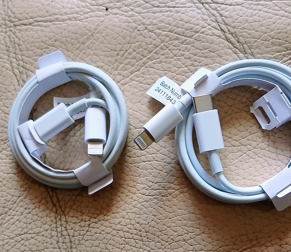 2 nouveaux chargeurs rapides Apple, Enlèvement ou Envoi, Neuf, Apple iPhone