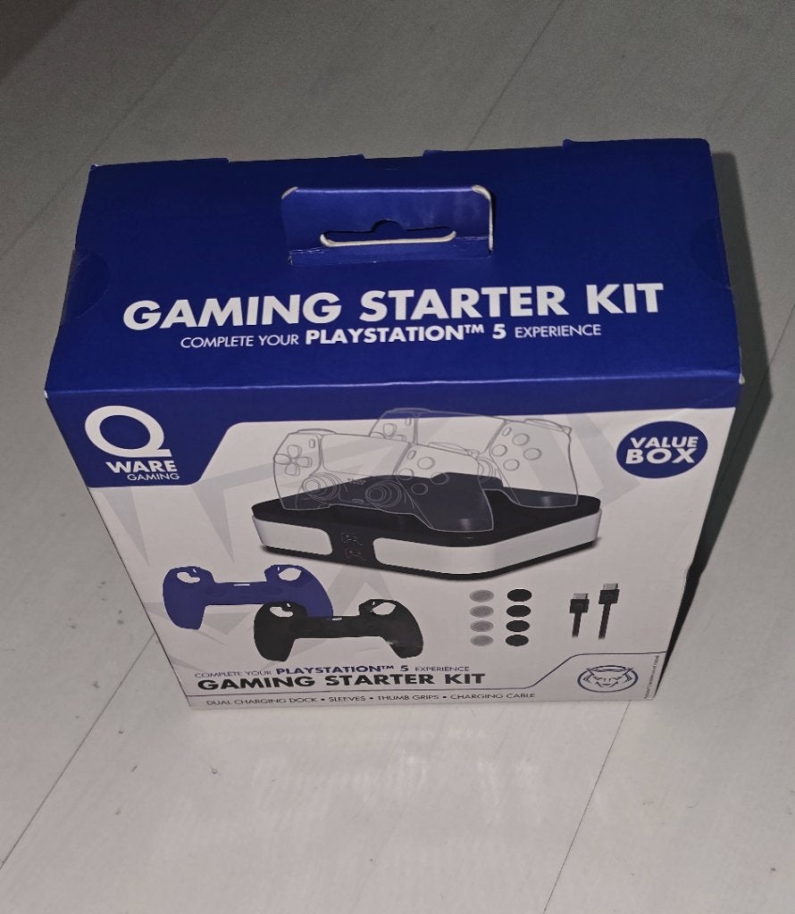 : Pack accessoires PS5 neuf (Station de charge + coques), Neuf, Playstation, Ps5, Autres accessoires