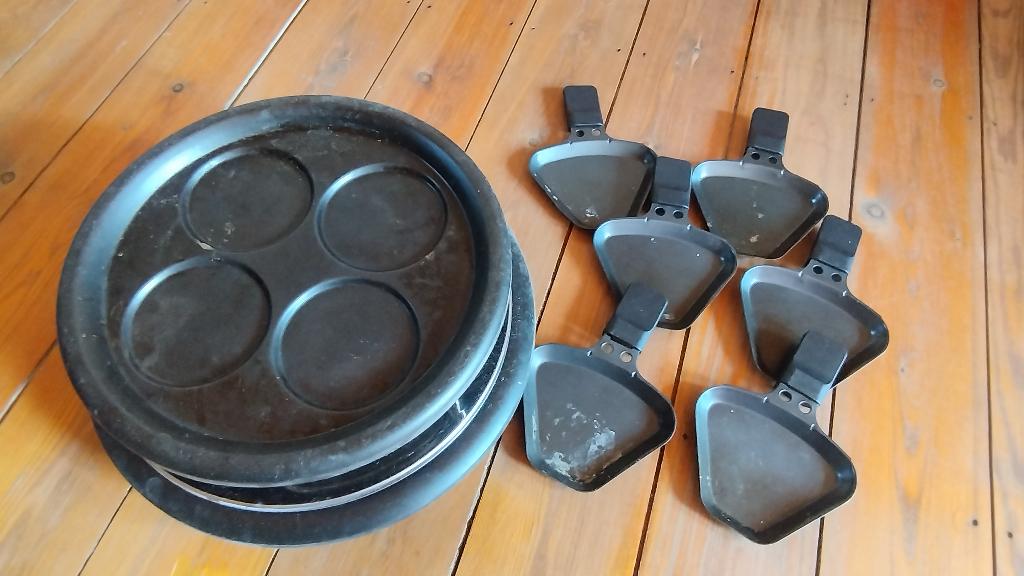 Raclettemachine, crêpemaker (6 personen), Elektronische apparatuur, Gourmetstellen, Gebruikt, 4 t/m 7 personen, Ophalen