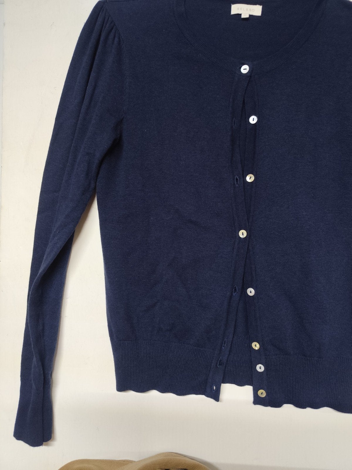 Blauwe golf met knopen en pofmouwen. BEL&Bo. Maat: XL., Ophalen, Maat 46/48 (XL) of groter