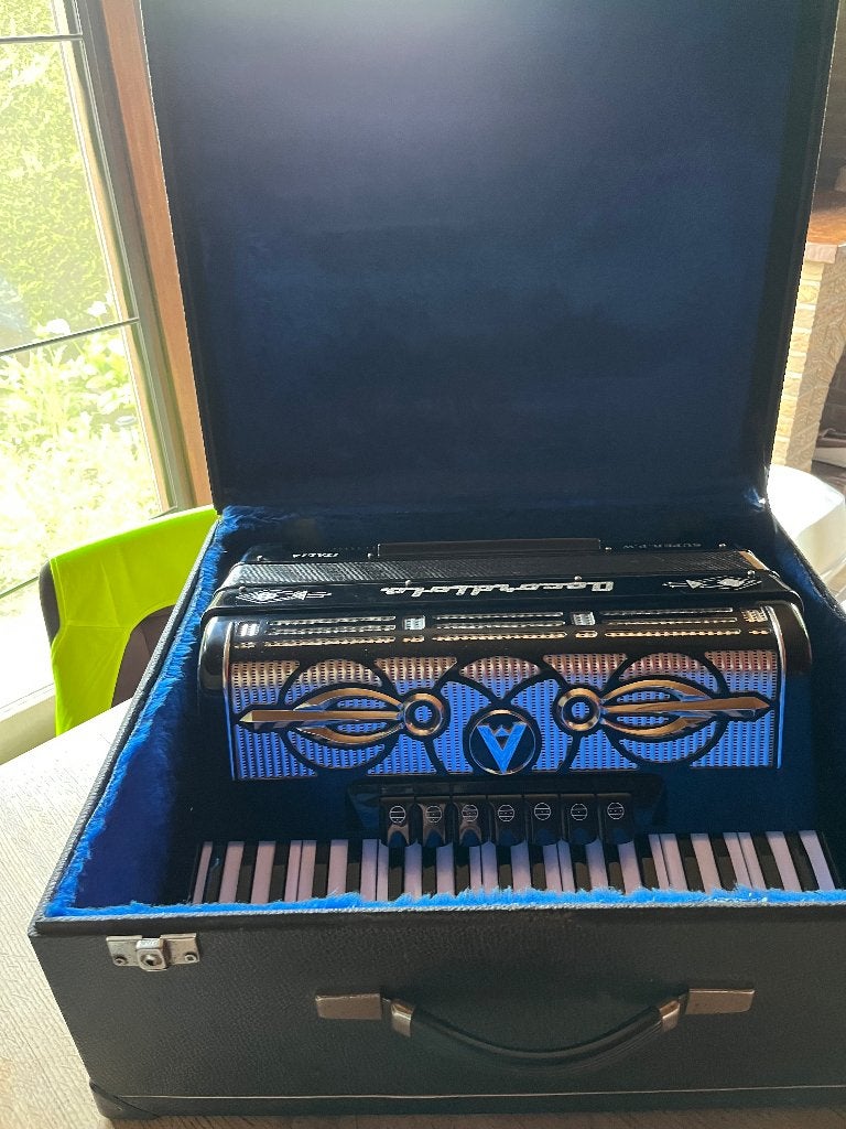 Accordeon, Comme neuf, Accordiola, 120 basses, Accordéon à touches