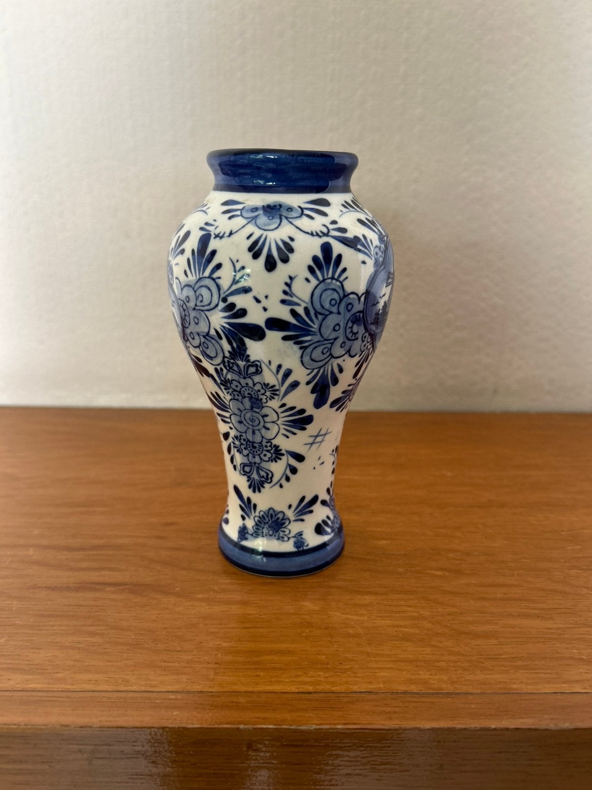 Vaasje Delft, Antiek en Kunst, Ophalen