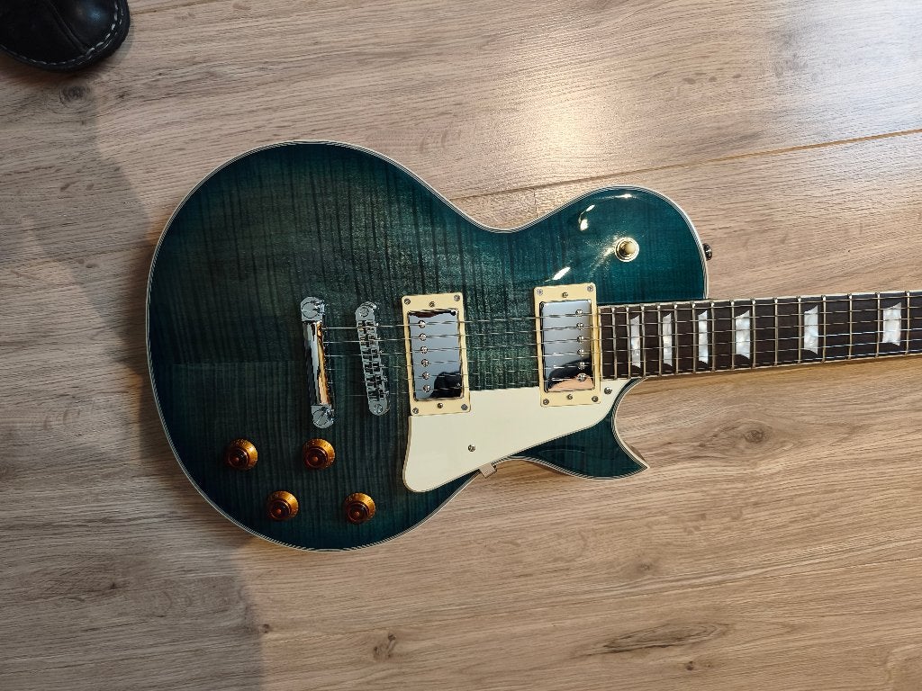 Sire L7 Te Koop, Musique & Instruments, Enlèvement, Comme neuf, Solid body