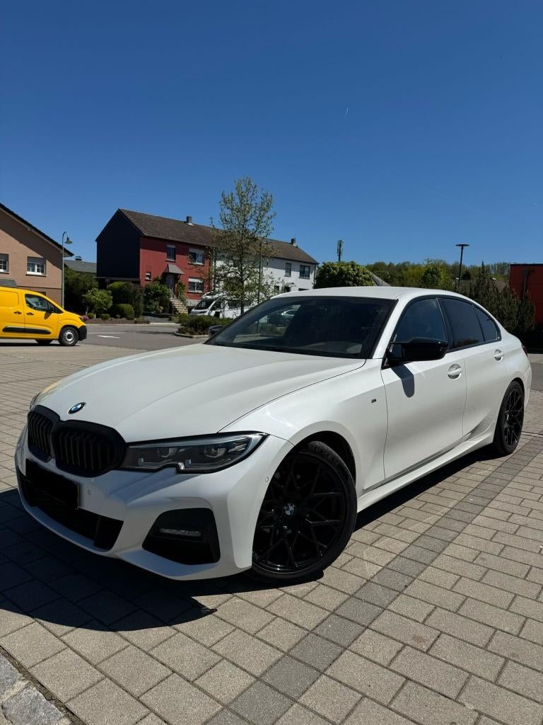 BMW 320i M Sport, Autos, Cuir, Achat, Entretenue par le concessionnaire, Noir