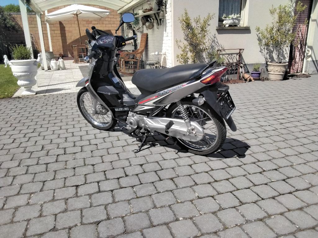 Brommer, Ophalen, 125 cc, 4 versnellingen, Suzuki