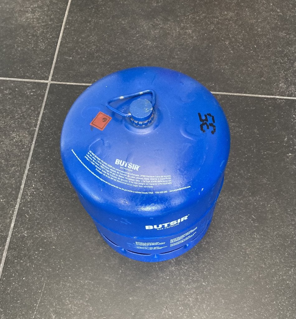 Lege gasfles BUTSIR (Spanje) - 3 kg, Caravans en Kamperen, Kampeeraccessoires, Ophalen, Gebruikt