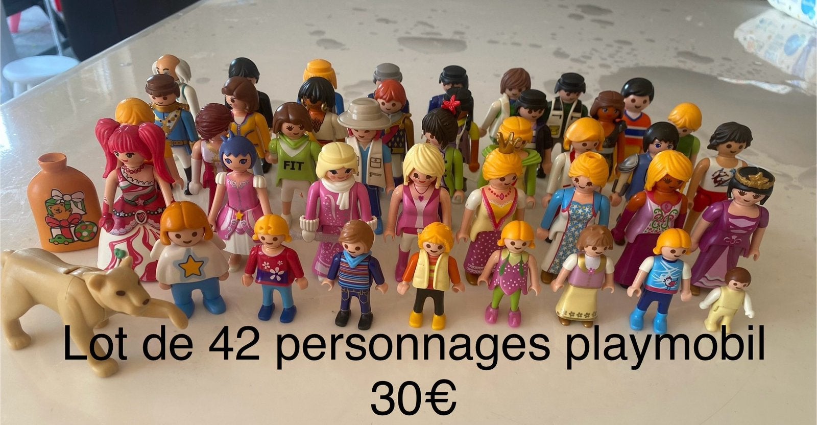 41 personnges playmobils, Enlèvement ou Envoi