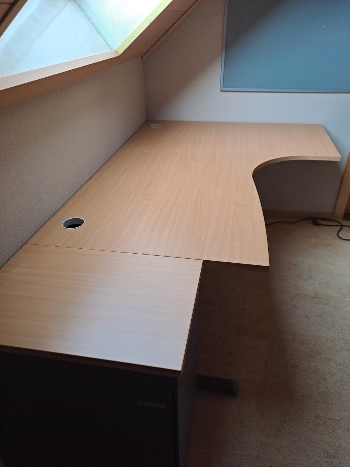 Moderne hoekbureau 120x160, Huis en Inrichting, Ophalen, Hoekbureau
