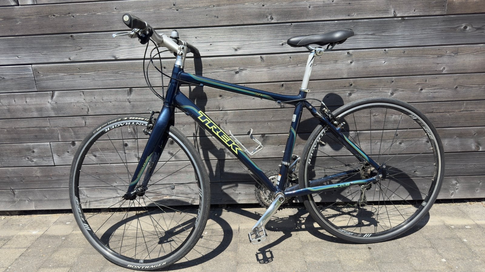 Trek 7.6 FX – maat 19” (48 cm) – zeer nette staat, Vélos & Vélomoteurs, Vélos | Femmes | Vélos de sport & de randonnée, Comme neuf