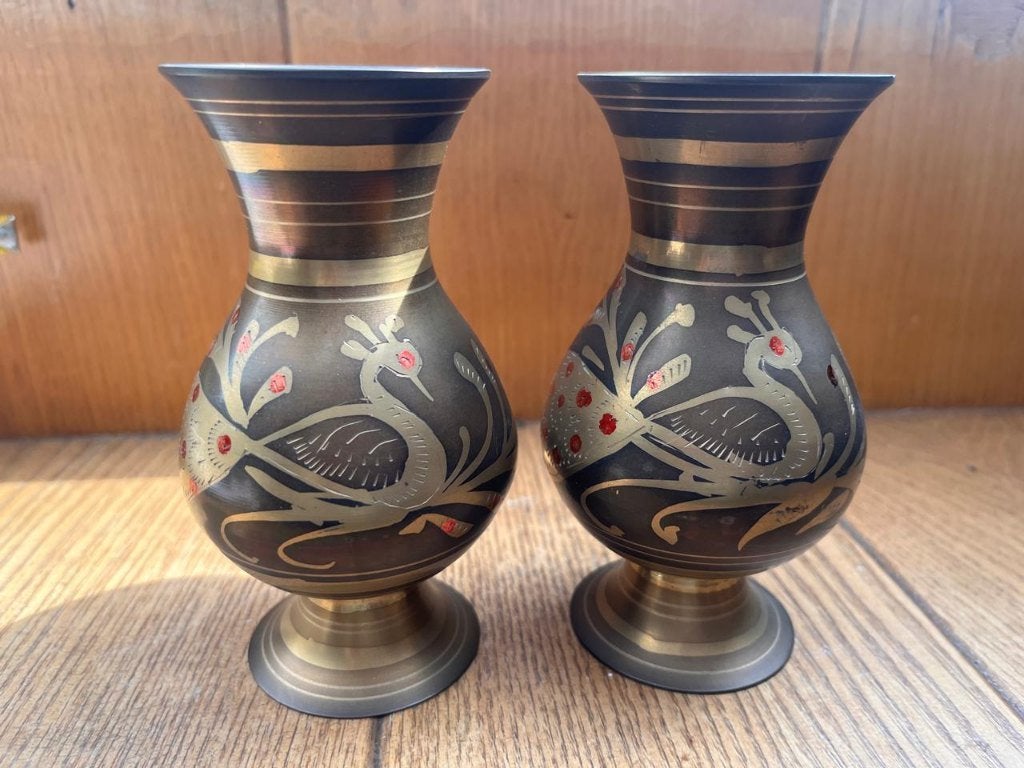 Set Vintage Metalen Gegraveerde Vazen – Pauwen, Enlèvement ou Envoi