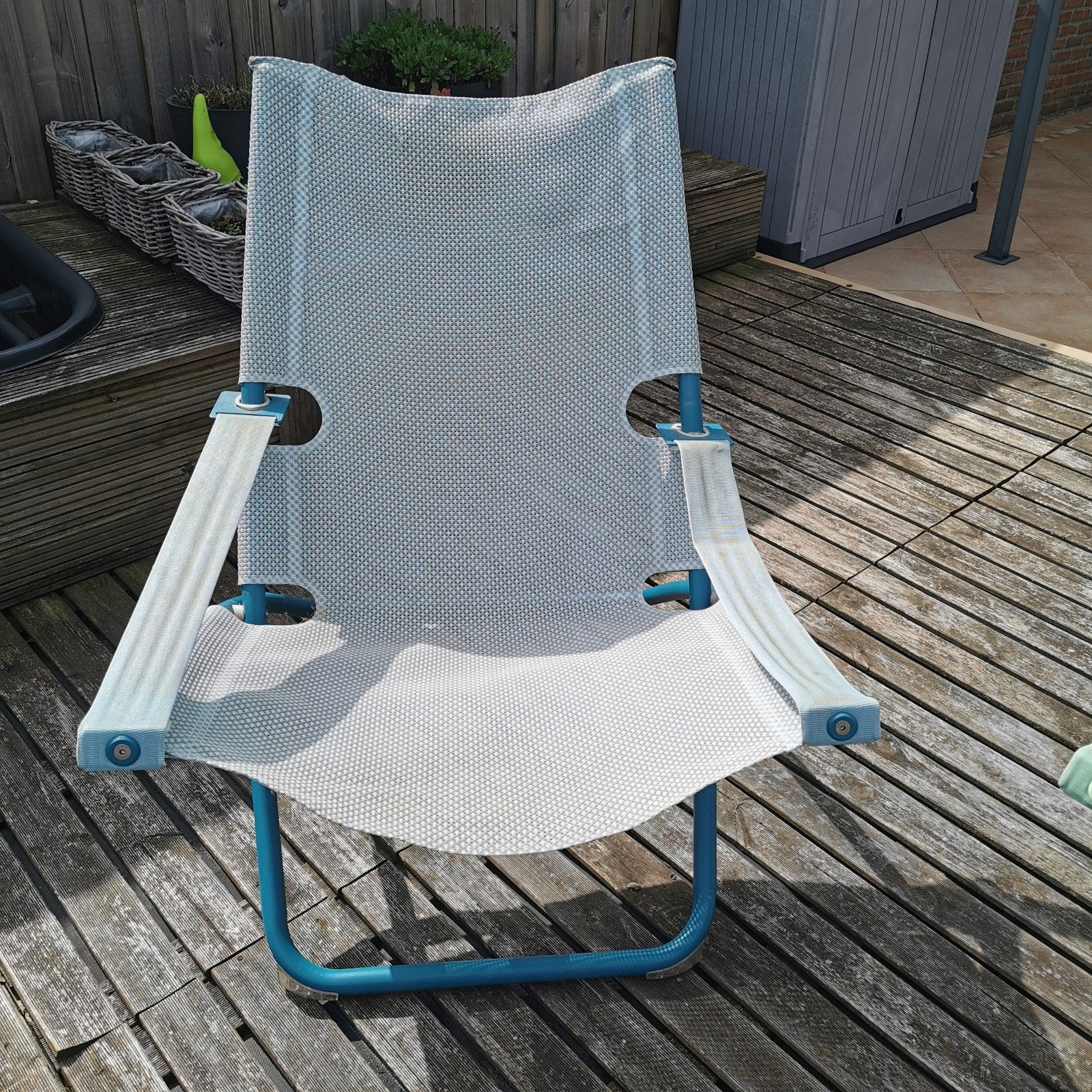 2 EMU Snooze deck chairs - lichtblauw en lichtgroen, Ophalen, Zo goed als nieuw, Kunststof, Inklapbaar