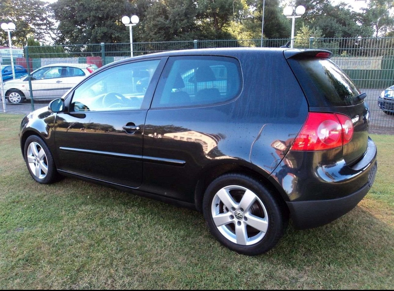 Volkswagen golf benzine met keuring verkoop garantie, Auto's, Volkswagen, Voorwielaandrijving, Stof, Zwart, 4 cilinders