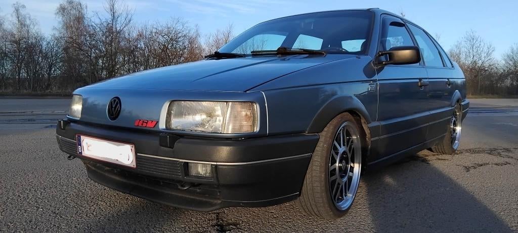 VW PASSAT B3 35i  2000cc 16v, Autos, Volkswagen, Particulier, Passat, ABS, Jantes en alliage léger, Sièges sport, Essence, Berline