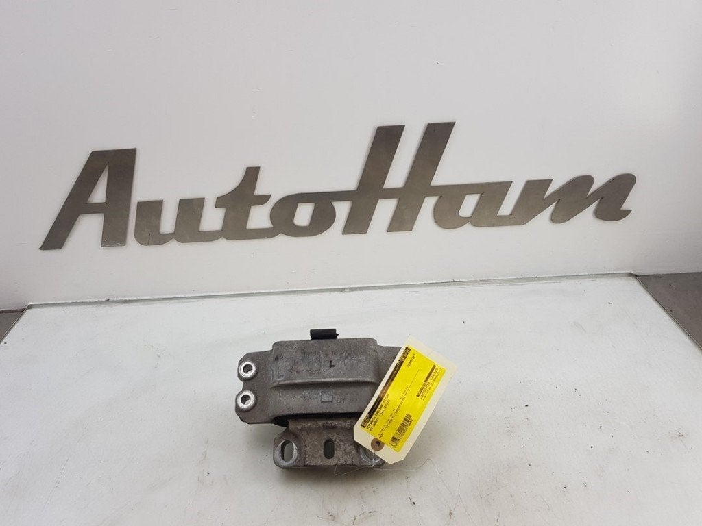 SUPPORT BOITE DE VITESSES Caddy III (2KA,2KH,2CA,2CH), Autos : Pièces & Accessoires, Utilisé, Volkswagen