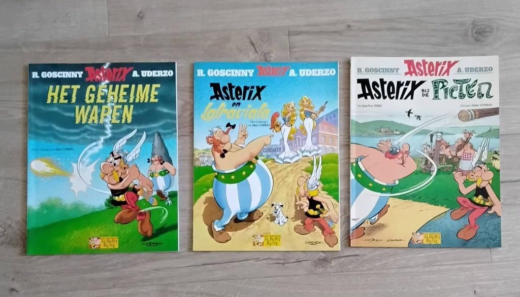 3 strips Asterix, Meerdere stripboeken, Ophalen of Verzenden, Zo goed als nieuw
