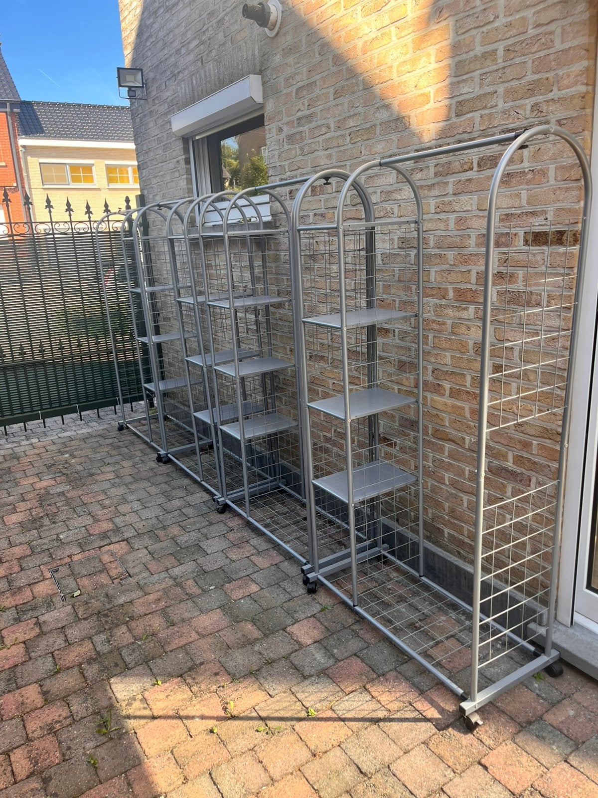 Un porte-vêtements ajustable, Enlèvement ou Envoi, Comme neuf