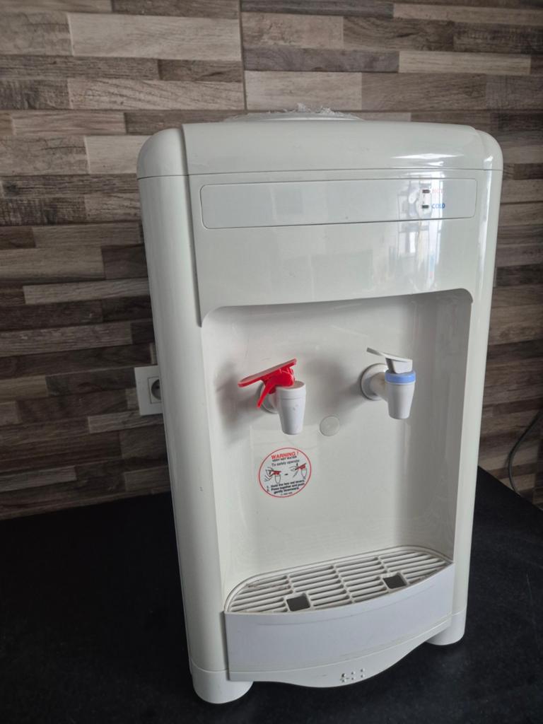 Water koeler dispenser warm/koud voor bidons, Ophalen
