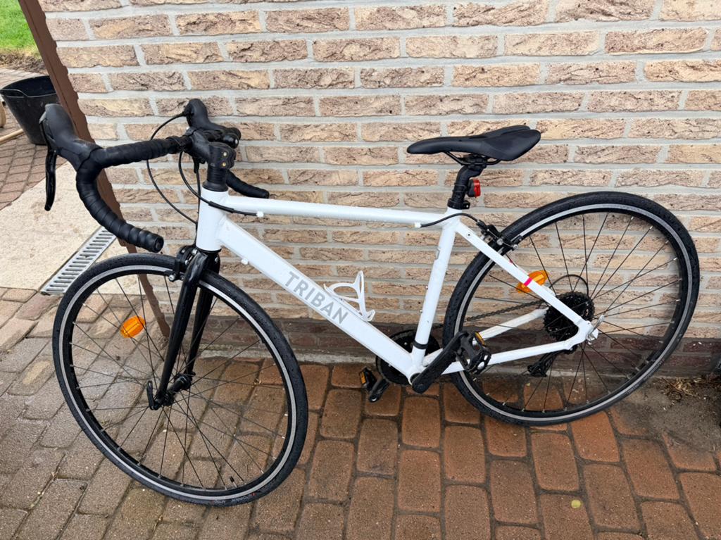 Dames racefiets xs triban, Fietsen en Brommers, Ophalen, Zo goed als nieuw