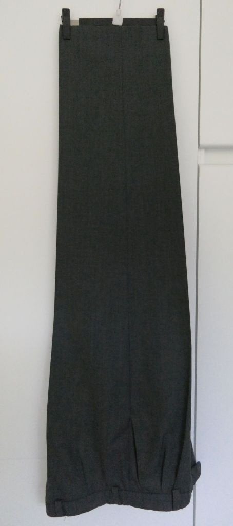 Pantalon gris Charlie Parker, Vêtements | Hommes, Pantalons, Enlèvement, Gris