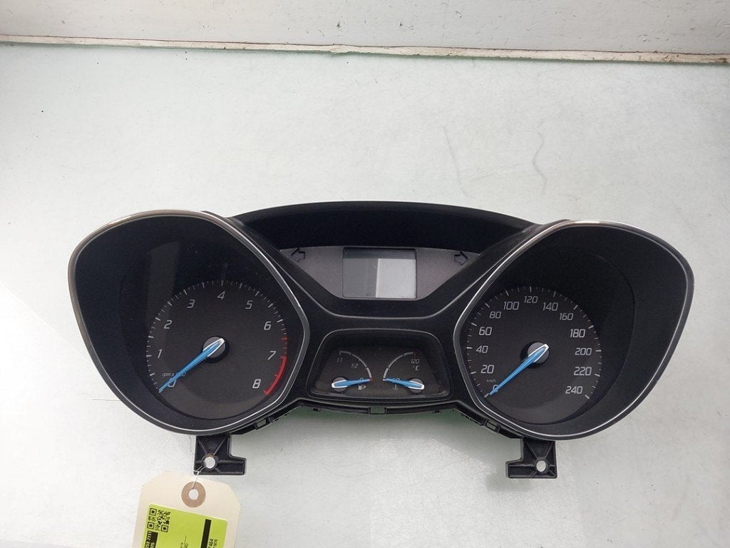 COCKPIT Ford Focus 3 (|BM5T10849AN|2254347|BM5T10849BBM|), Gebruikt, Henry-Ford-Straße  1
50735  Köln, DE, Ford-Werke GmbH, Kunden@ford.com