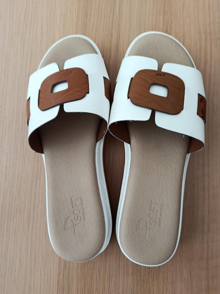 Aanstekers soft., P soft, Wit, Zo goed als nieuw, Sandalen of Muiltjes