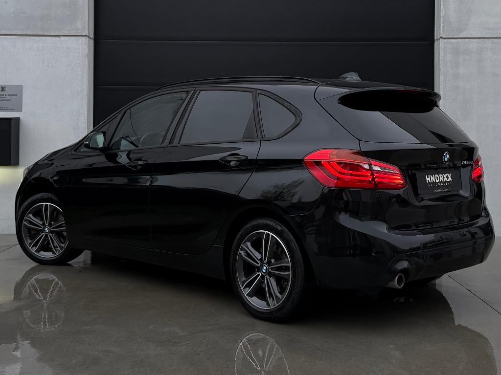BMW 225xe iPerformance - M-Sport | HUD | CarPlay | PHEV, Auto's, BMW, USB, Monovolume, Zwart, Bedrijf