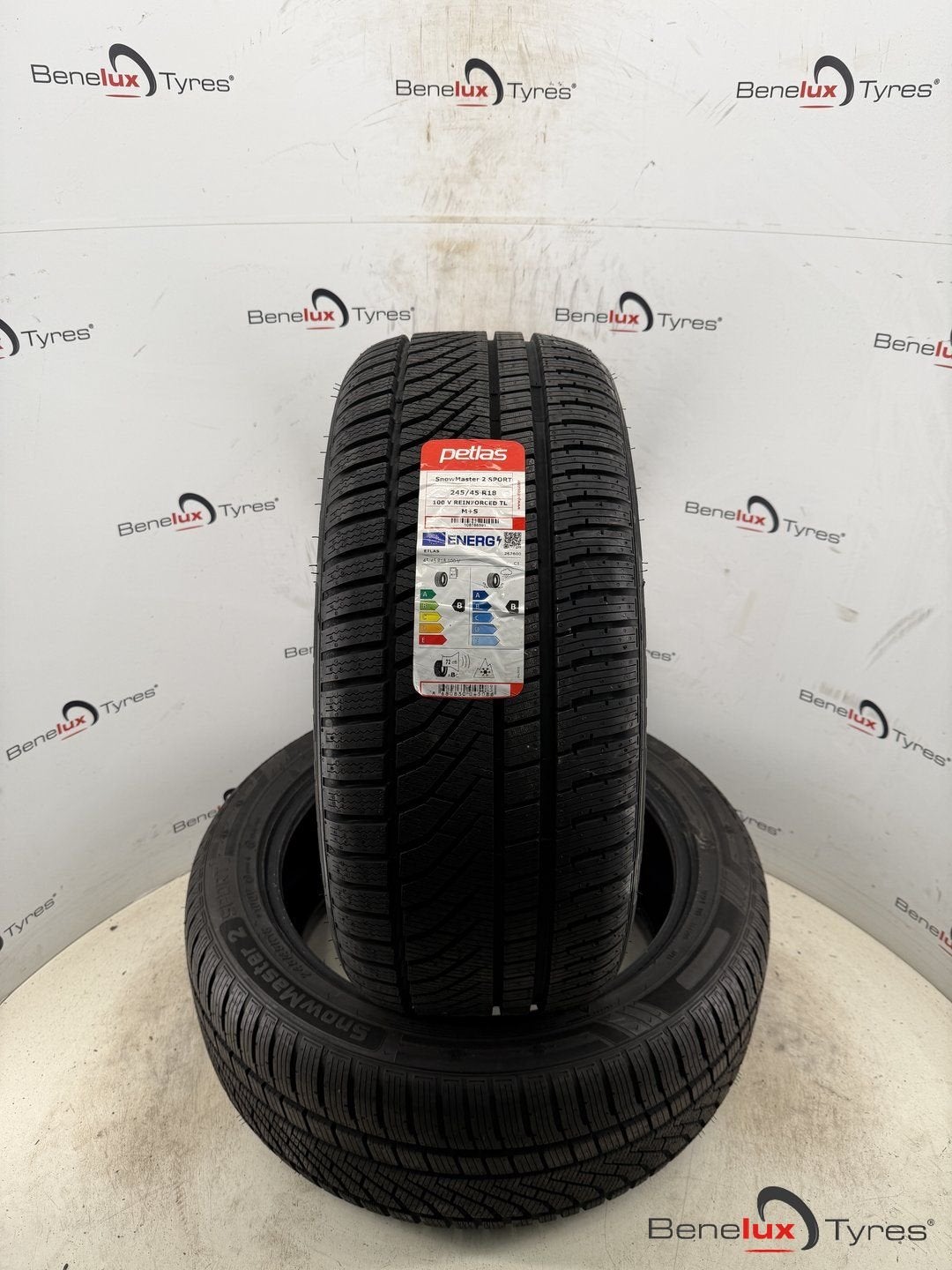 nieuw winter 245/45R18 Petlas 245/45 R18 245/45/18 2454518, Auto-onderdelen, 18 inch, 245 mm, -, -