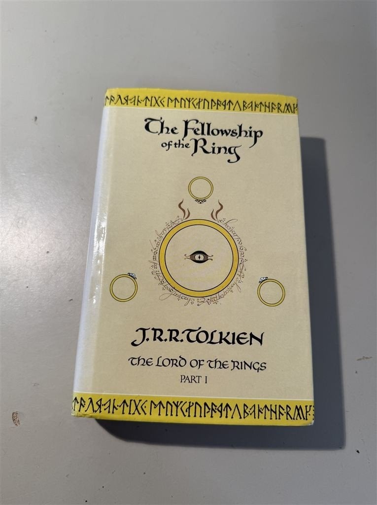 The Fellowship of the Ring JRR Tolkien - part 1 Hardback 199, Boeken, Fantasy, Ophalen of Verzenden, Zo goed als nieuw