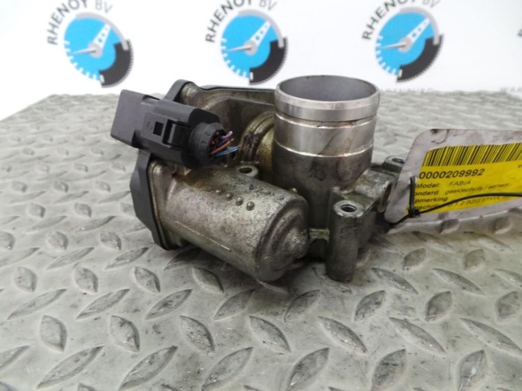 SKODA FABIA BASE GASKLEPHUIS 03D133062E 2008, Enlèvement ou Envoi, Utilisé, ARN reconnu
