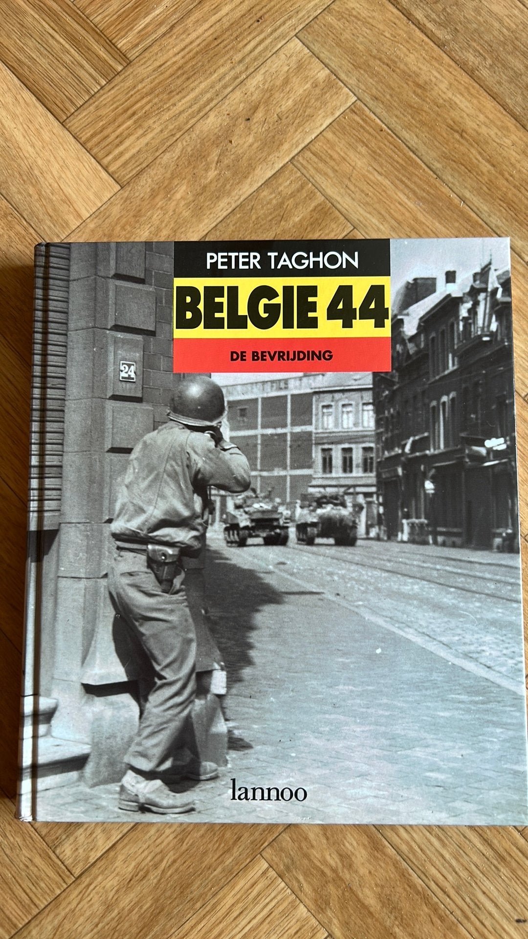Set boeken van WO II, Enlèvement ou Envoi, Utilisé