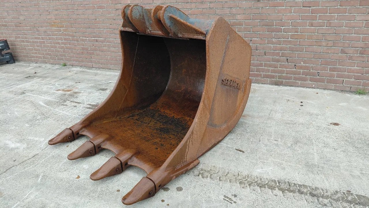 Volvo Klepp mek S2 digging bucket with teeth