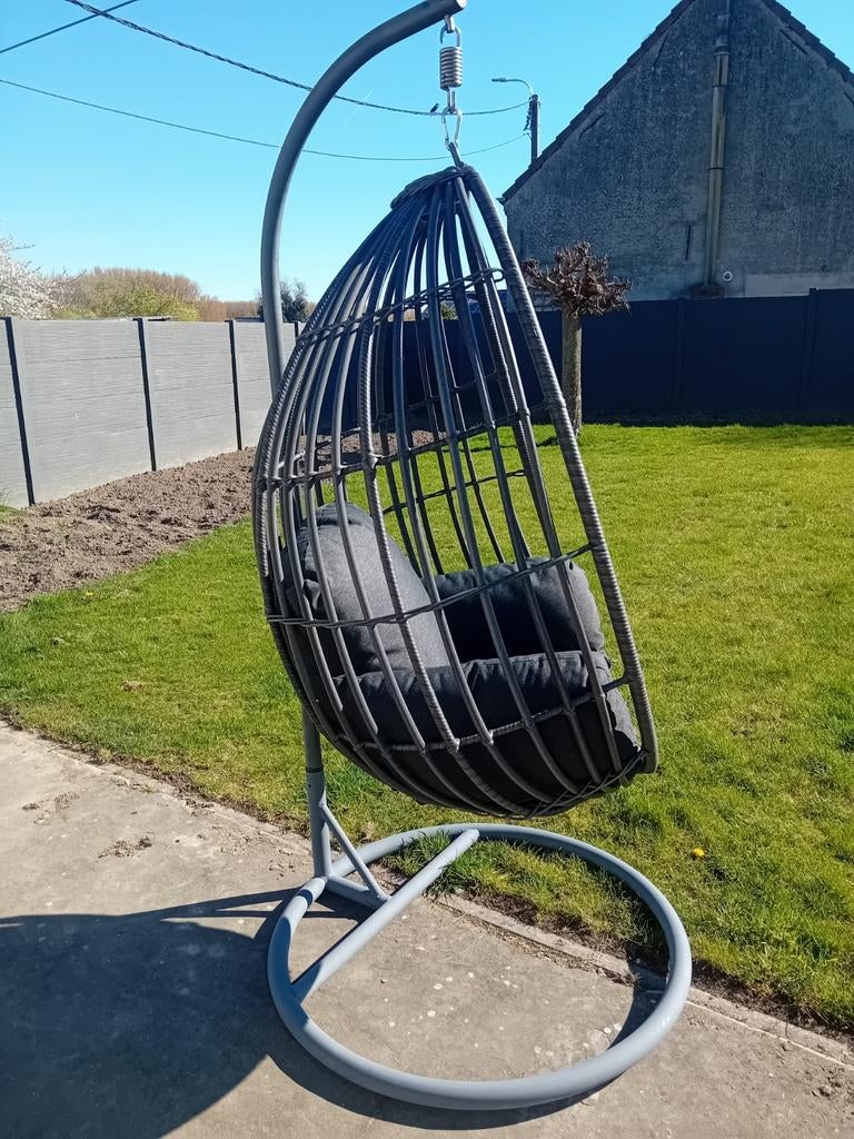 Te koop : schommel ei. 80 euro., Ophalen