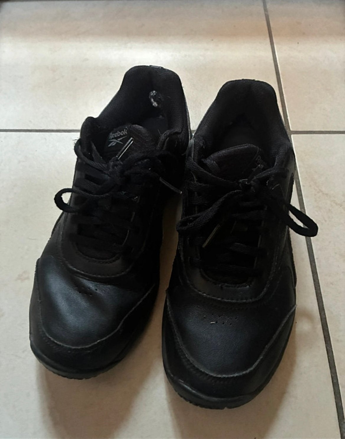 Gebruikte schoenen, Verzenden, Gedragen, Sneakers