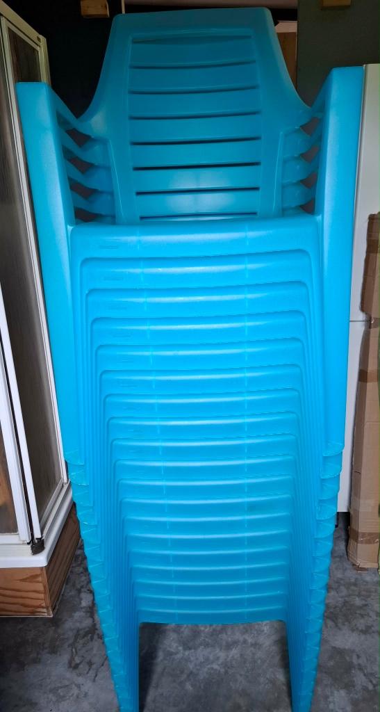 20 stoelen, Tuin en Terras, Tuinstoelen, Ophalen, Zo goed als nieuw, Kunststof, Stapelbaar