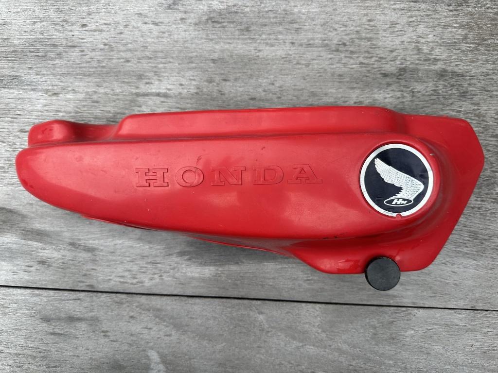 Honda PC50 gereedschapsbakje / afdekkapje, Fietsen en Brommers, Ophalen, Zo goed als nieuw, Overige merken