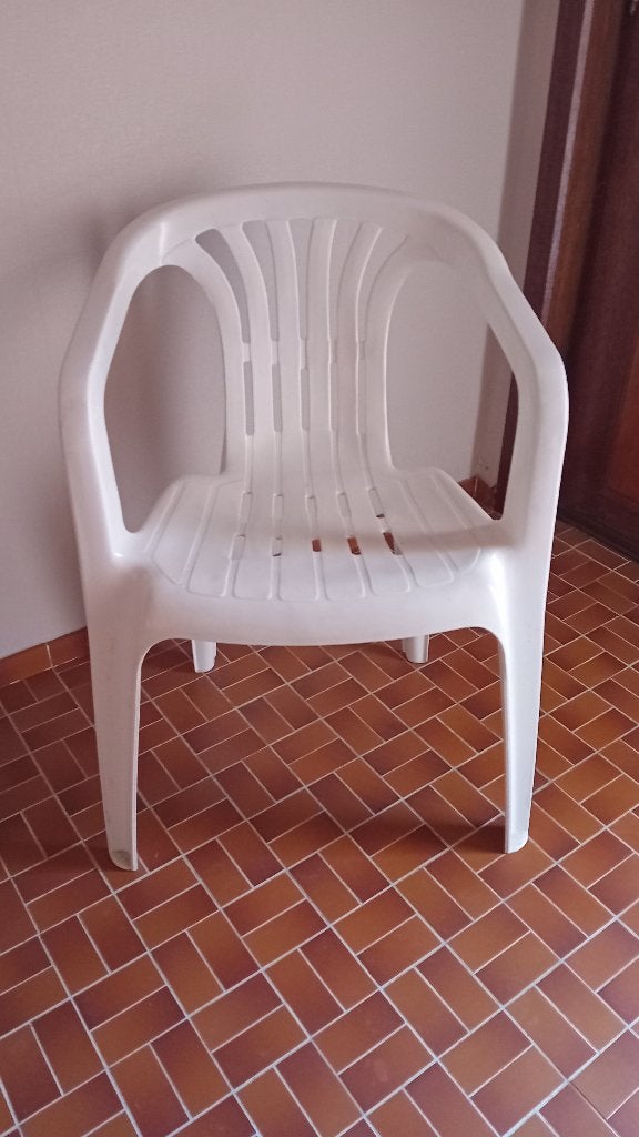 Tuinstoelen kunststof, Tuin en Terras, Tuinstoelen, Ophalen, Zo goed als nieuw, Kunststof, Stapelbaar