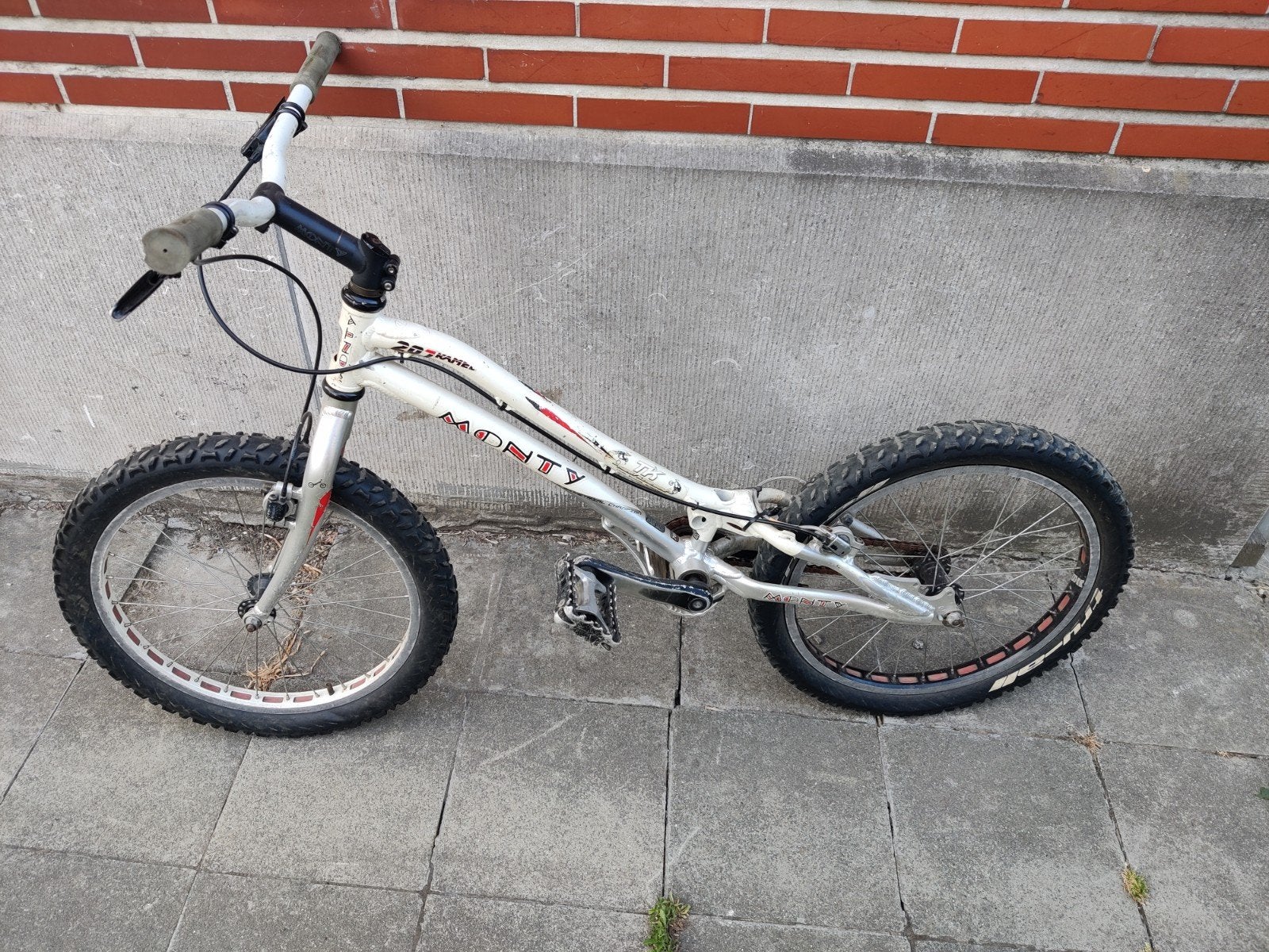 vélo d'essai, Enlèvement, Utilisé