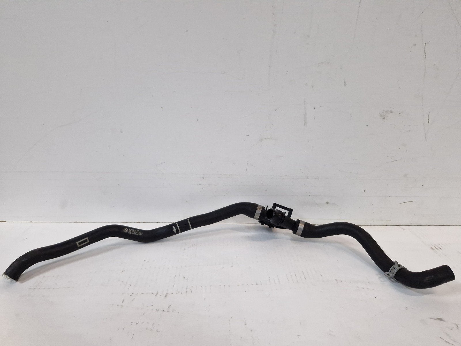 WATERLEIDING RETOUR G22 BMW 3 serie (G20) (64219398959), Gebruikt, BMW, Petuelring 130
80809  München, DE, Bayerische Motoren Werke AG