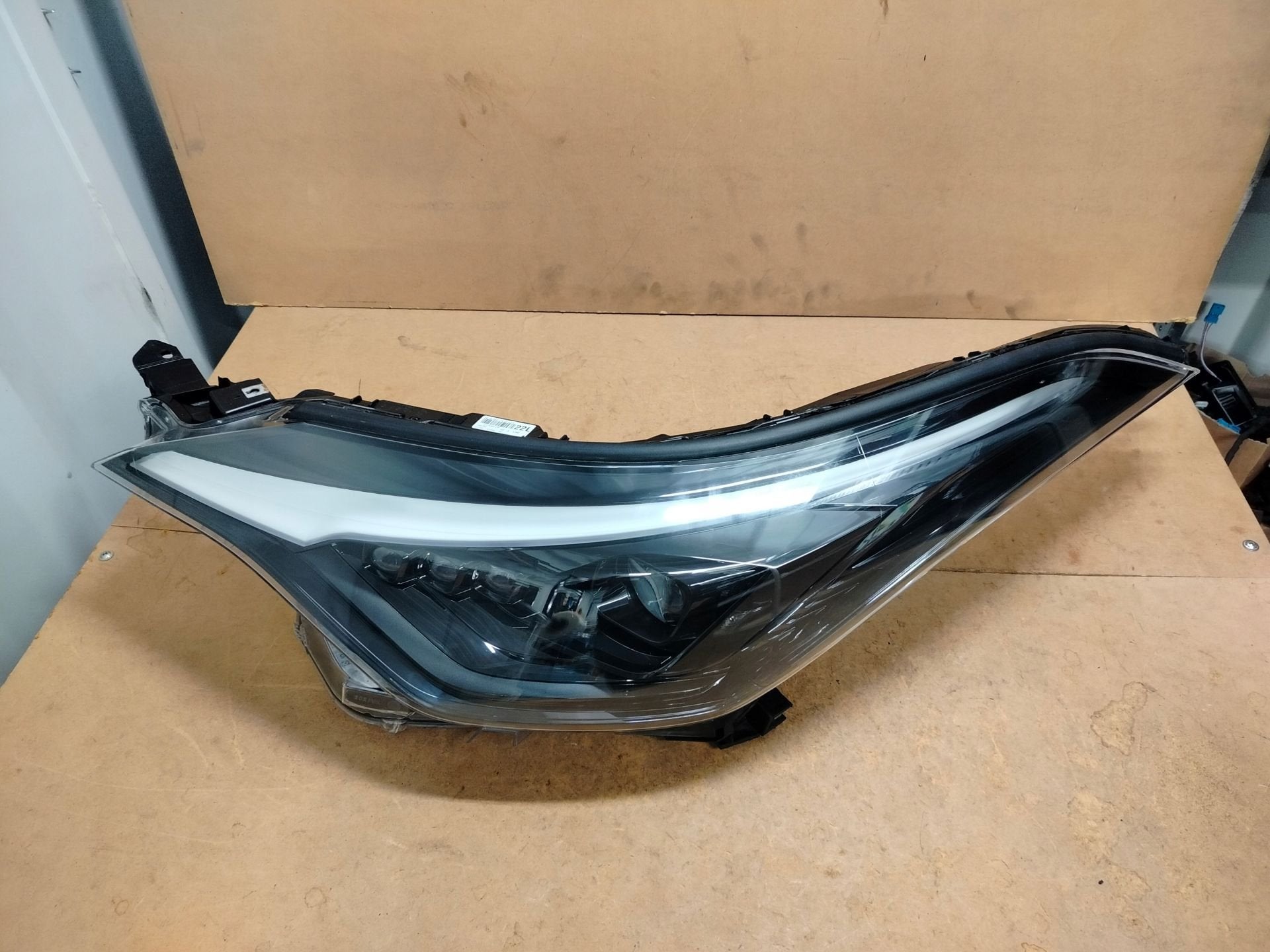 Biellettes de fixation Toyota CHR C-HR 81150-YP280-00, Info@toyota.co.jp, Toyota Motor Corporation, Toyota-Cho 1
471-8571  Toyota City