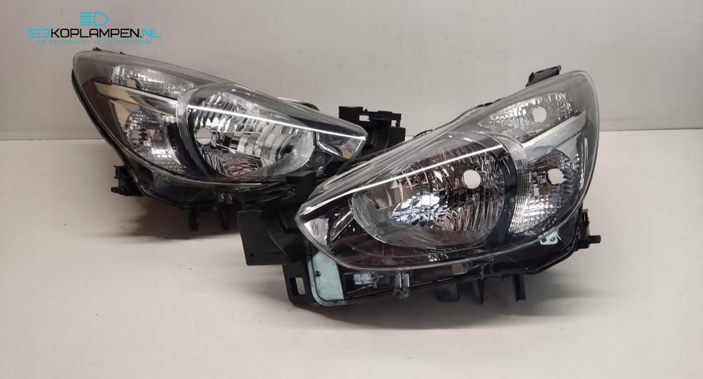 Mazda 2 koplamp links rechts, -, -, Utilisé, -