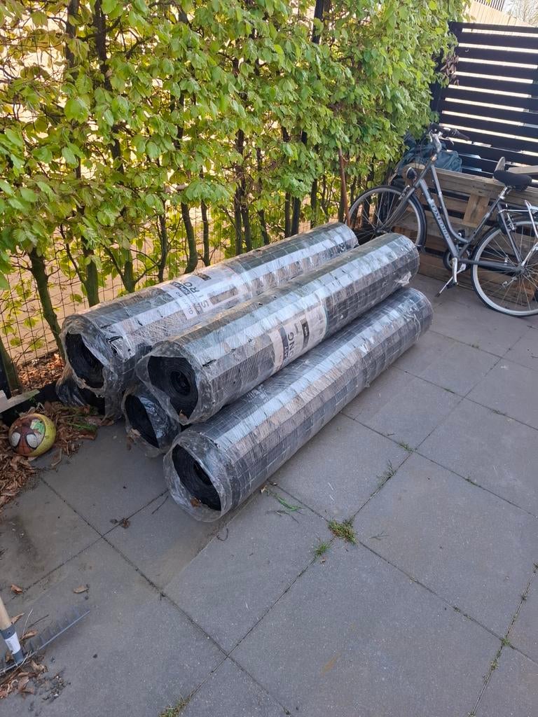 Grillage de jardin NEUF noir 183cmx25 m - total 125 m