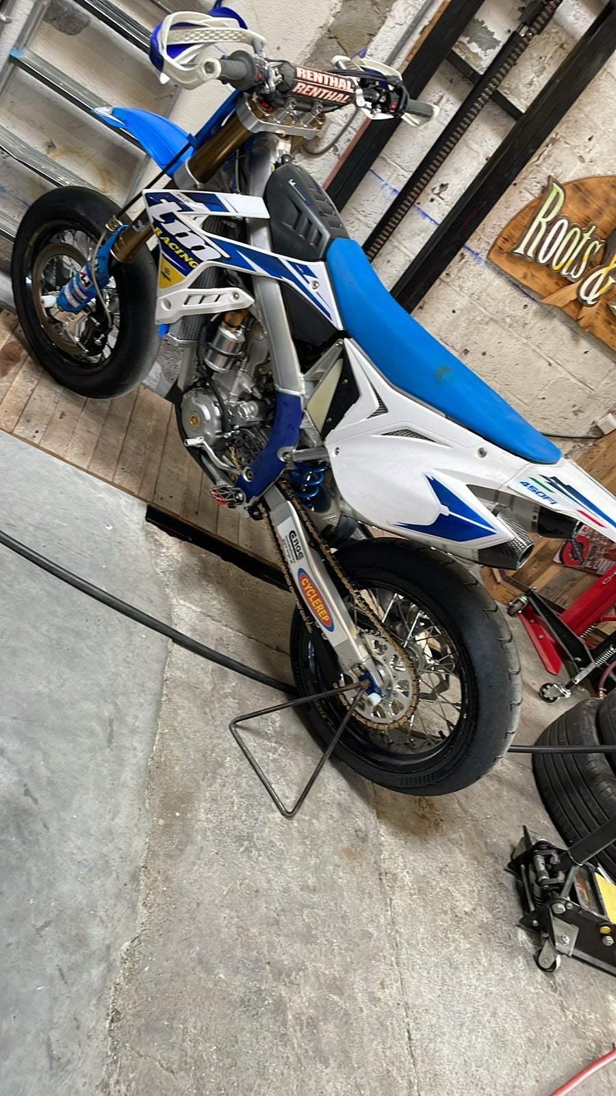 Tm450 supermotard 2019, Motos, Particulier, Neuf