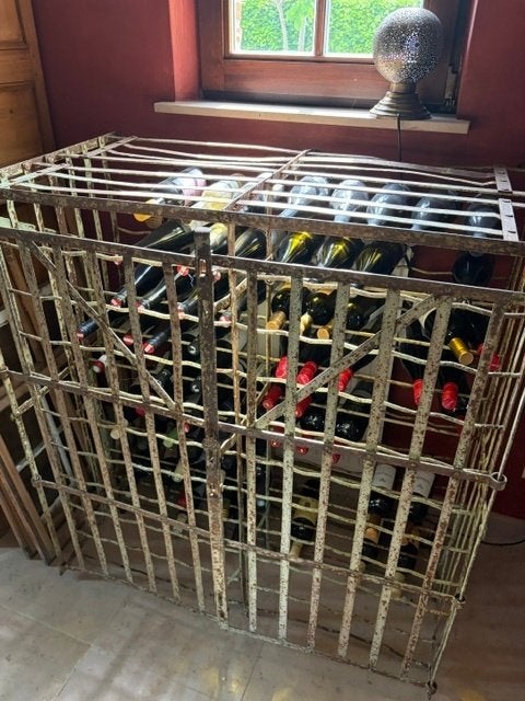 Oud ijzeren wijnrek, Huis en Inrichting, Woonaccessoires | Wijnrekken, Ophalen, Gebruikt, 25 flessen of meer, 75 – 100