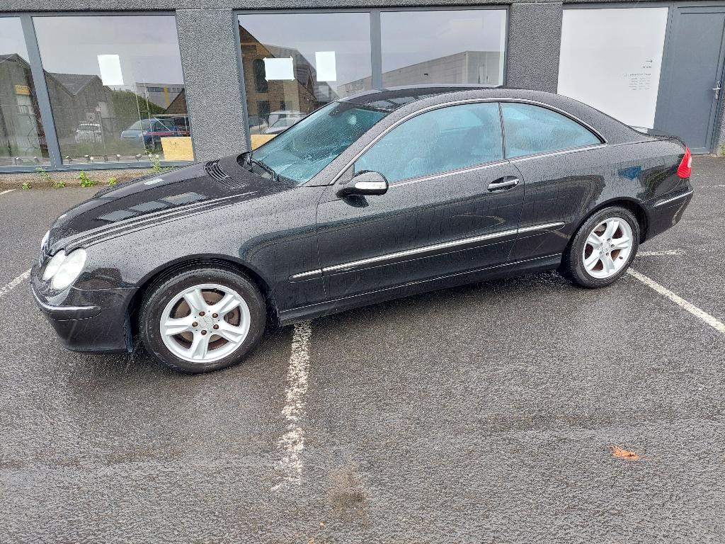 mercedes clk 240, Auto's, Mercedes-Benz, Achterwielaandrijving, 2597 cc, 254 g/km, Zwart