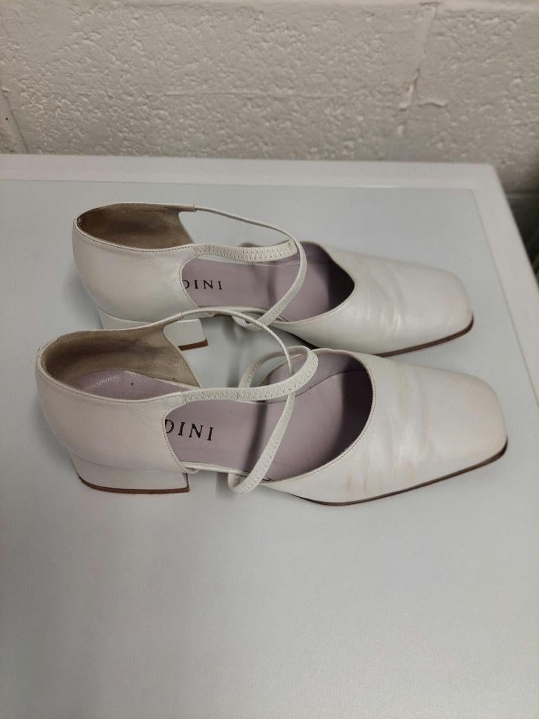 witte dame schoenen, perfect voor de communie, Kleding | Dames, Ophalen, Autre, Schoenen met lage hakken, Wit