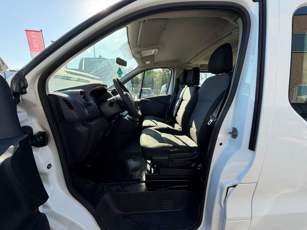Opel Vivaro (Stock ID 22256) — 12